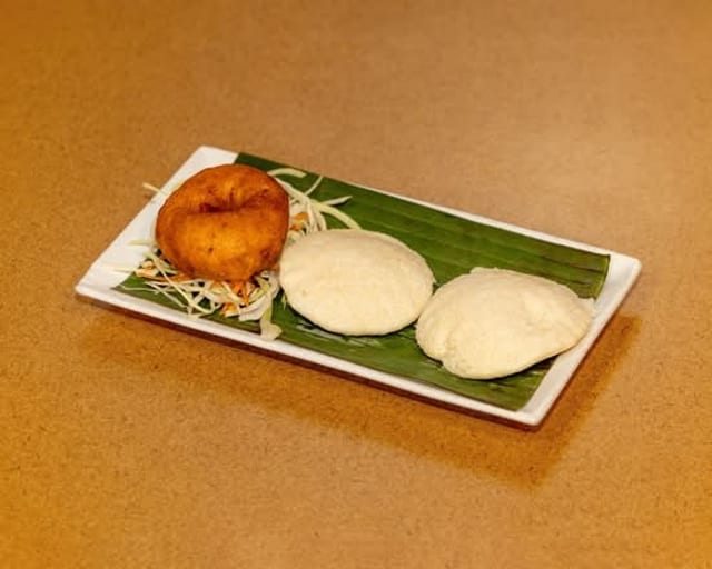 Idly vada combo.